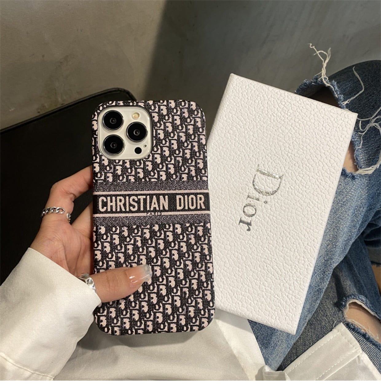 CD iPhone Case Black -DKK241439-GTOCASE